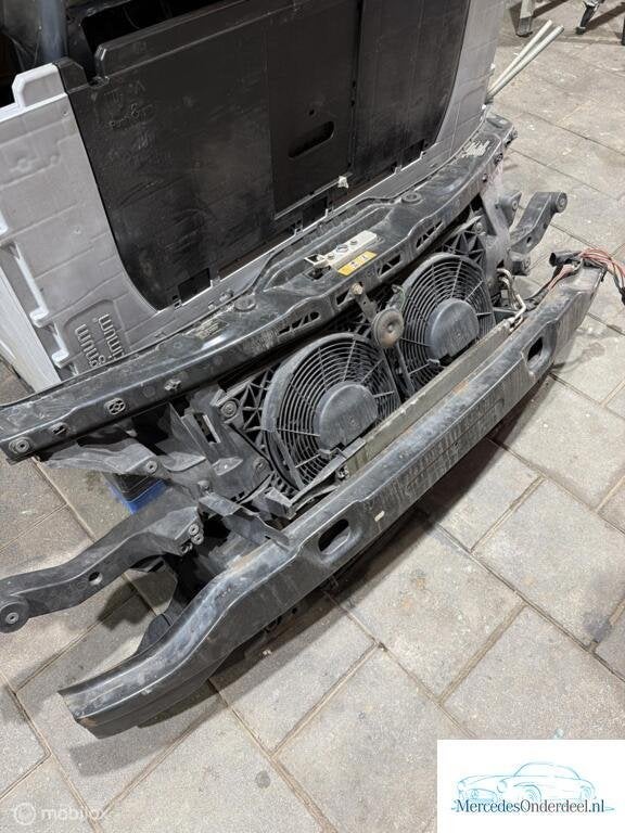 W639 Vito Viano Koelerpakket radiator condensor front balk, Auto-onderdelen, Gebruikt, Ophalen of Verzenden