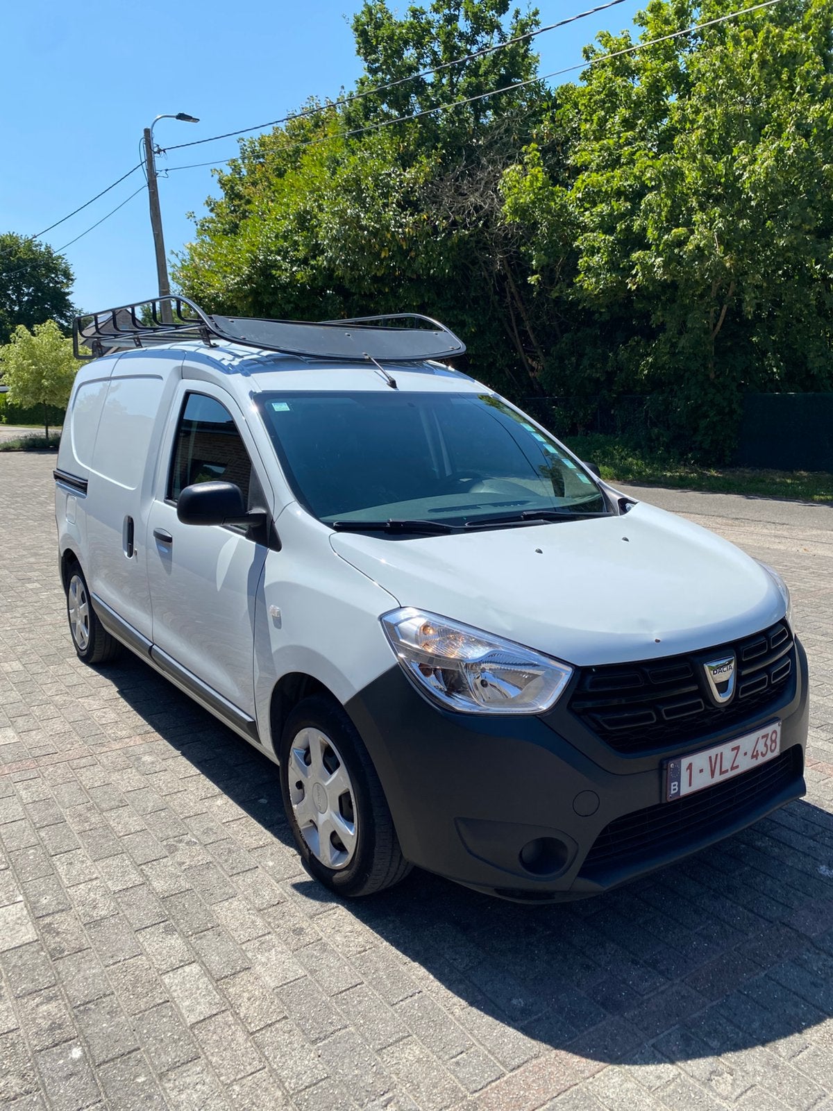 Dacia Dokker 1.6 benzine te koop, Auto's, Bestelwagens en Lichte vracht, 75 kW, Stof, 174 g/km, 1600 cc