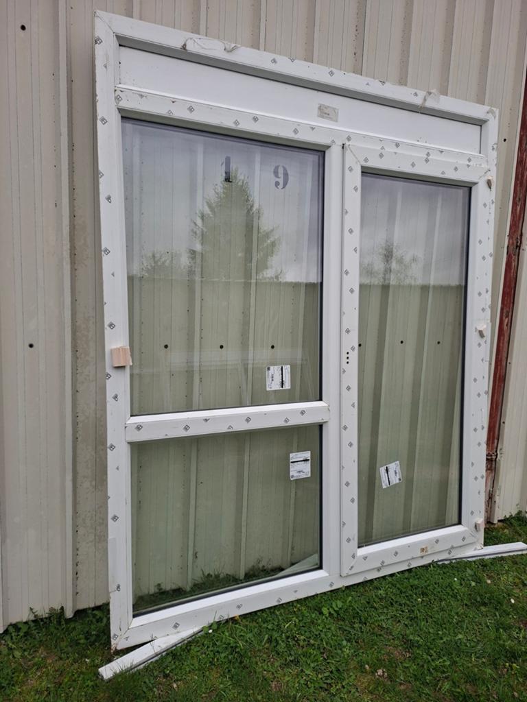Porte fenêtre pvc