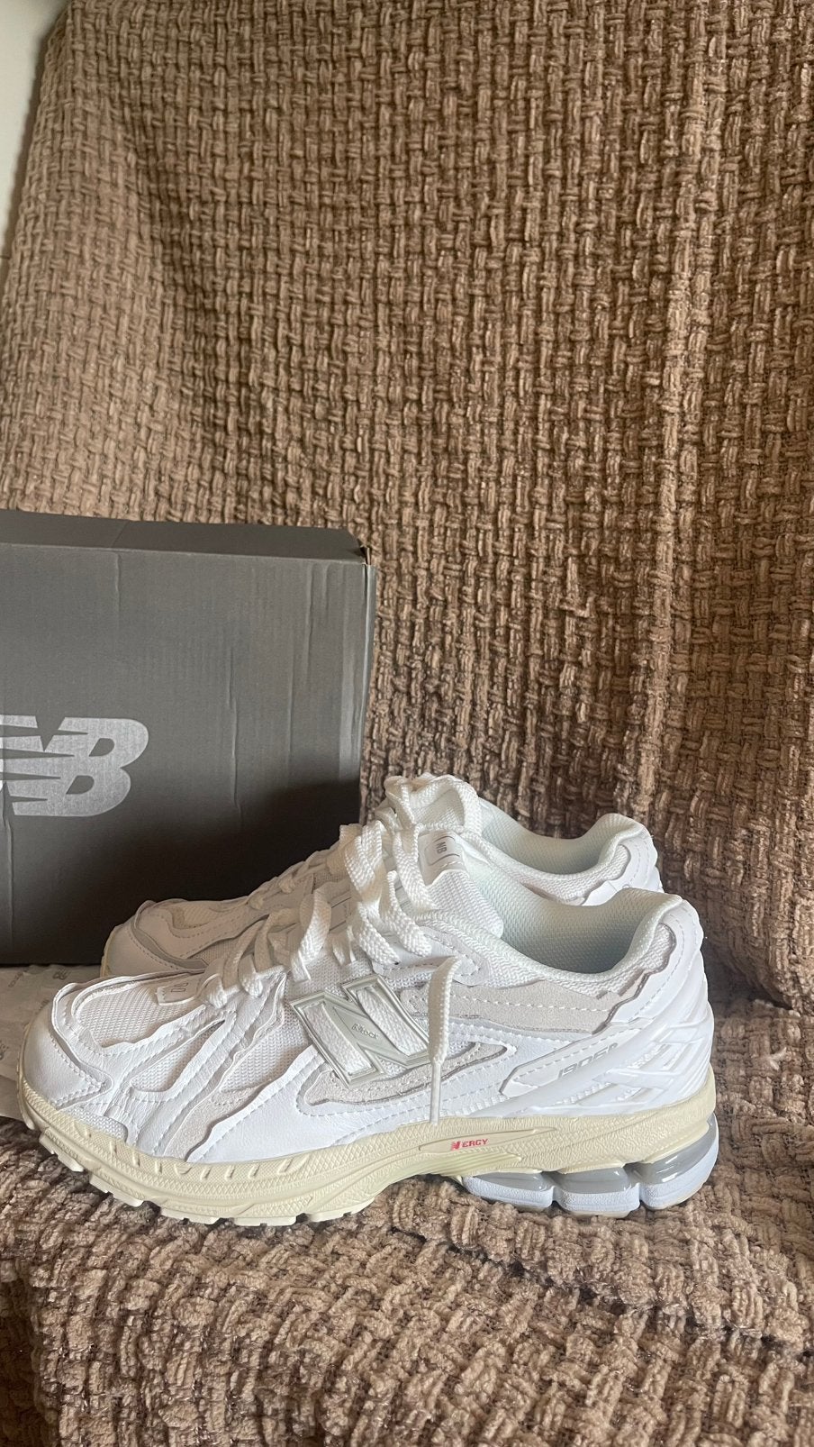 New Balance 1906d taille 42, Vêtements | Hommes, Enlèvement ou Envoi, Comme neuf