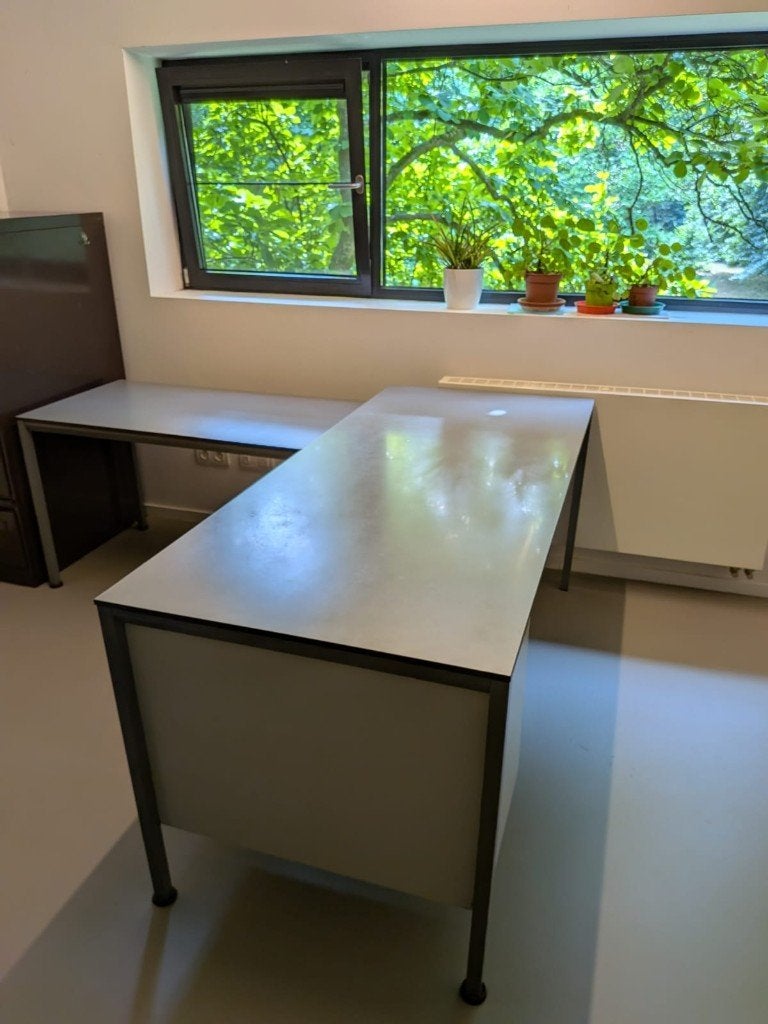 Bureau L-vorm, Ophalen, Gebruikt, Met lades, Hoekbureau