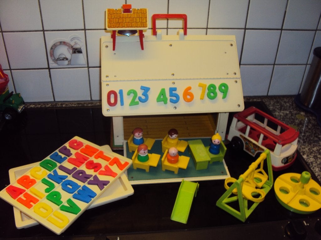 fisher price retro schooltje met extra mini busje!!! VINTAGE, Ophalen of Verzenden