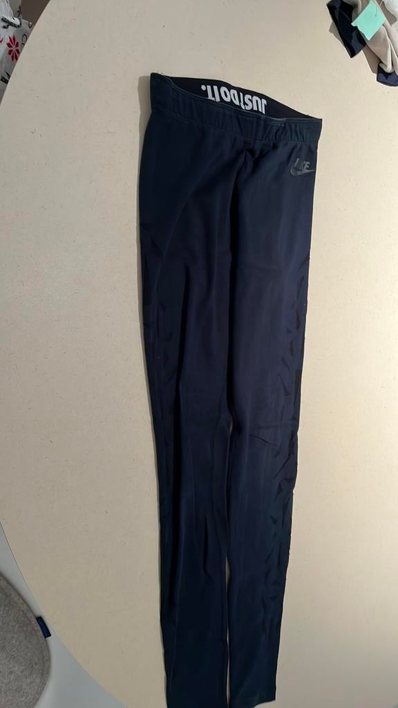 Legging nike xs, Ophalen of Verzenden, Zo goed als nieuw, Zwart
