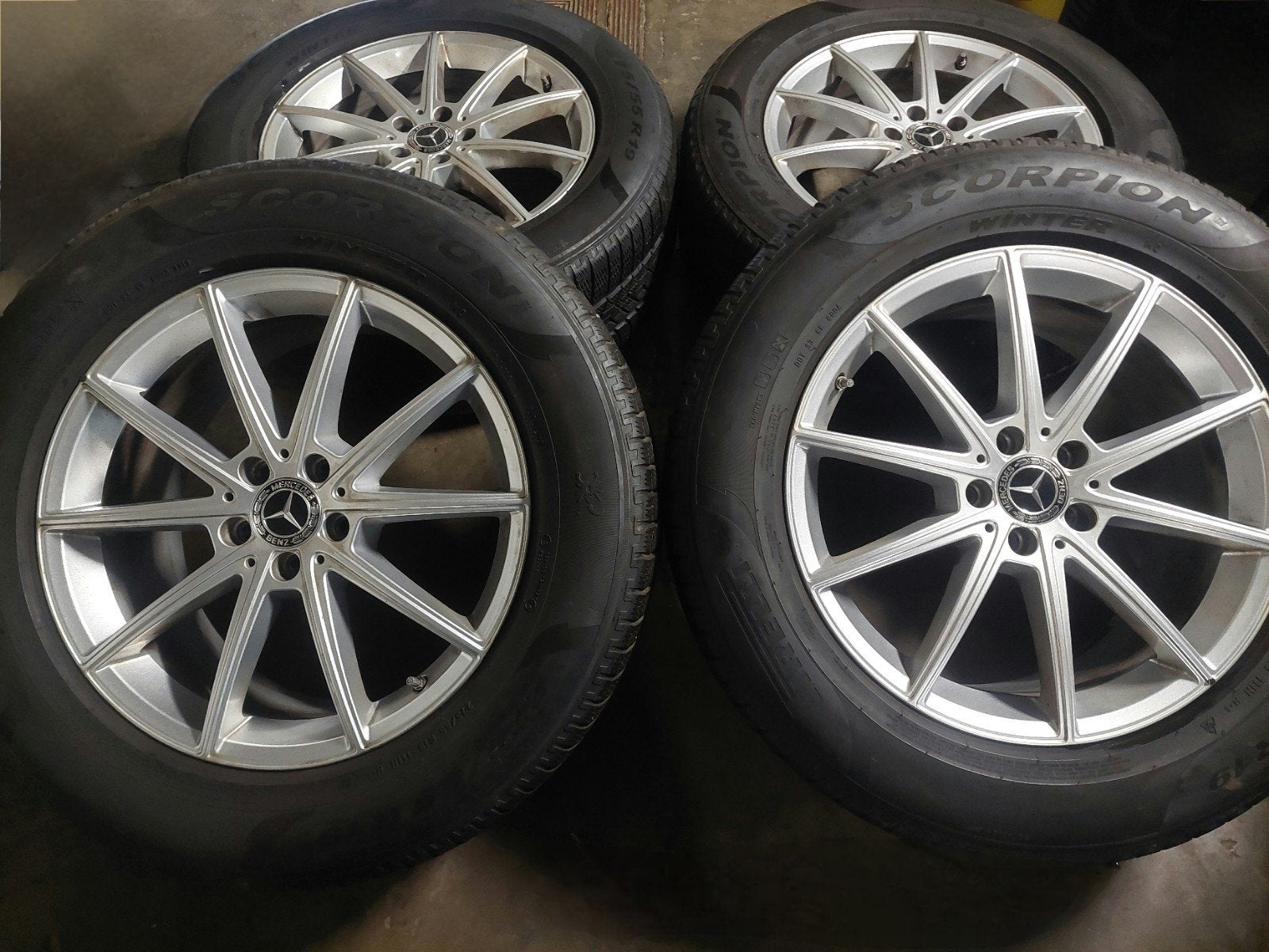 original Mercedes GLE 275 55 19 jantes avec pneus hiver, Autos : Pièces & Accessoires, Enlèvement, Pneus hiver, Pneu(s)