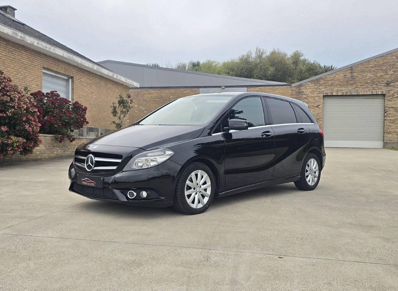 Mercedes B 180 Ess Automatique * 66.000 km * GAR 12M, Autos, Achat, Entreprise, Entretenue par le concessionnaire, 5 places
