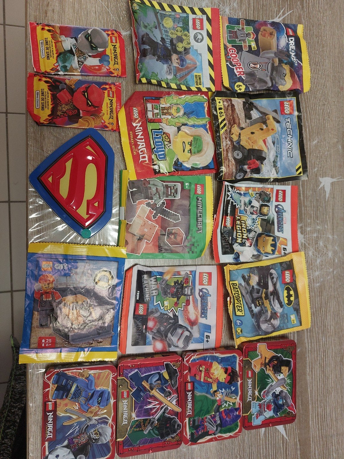Lego varia en Lego metal cases, Kinderen en Baby's, Ophalen of Verzenden, Lego, Ninjago