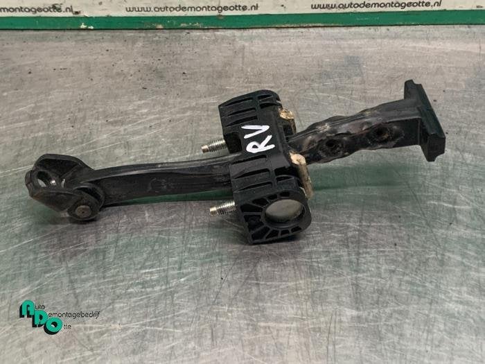 Deurvanger 4Deurs rechts-voor van een Opel Astra (Astra H 04, Gebruikt, -, -, Opel