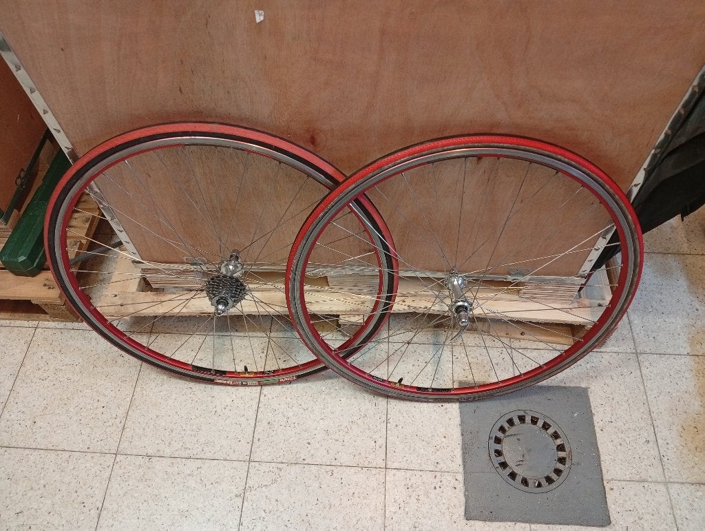 Koppel ambrosio koerswiel 8 speed, Vélos & Vélomoteurs, Enlèvement, Utilisé, Aluminium, Shimano