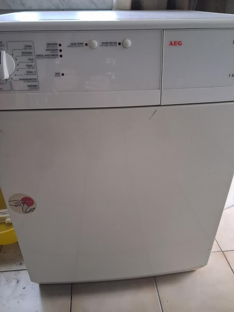 Droogkast met  buiten afvoer, Elektronische apparatuur, Ophalen