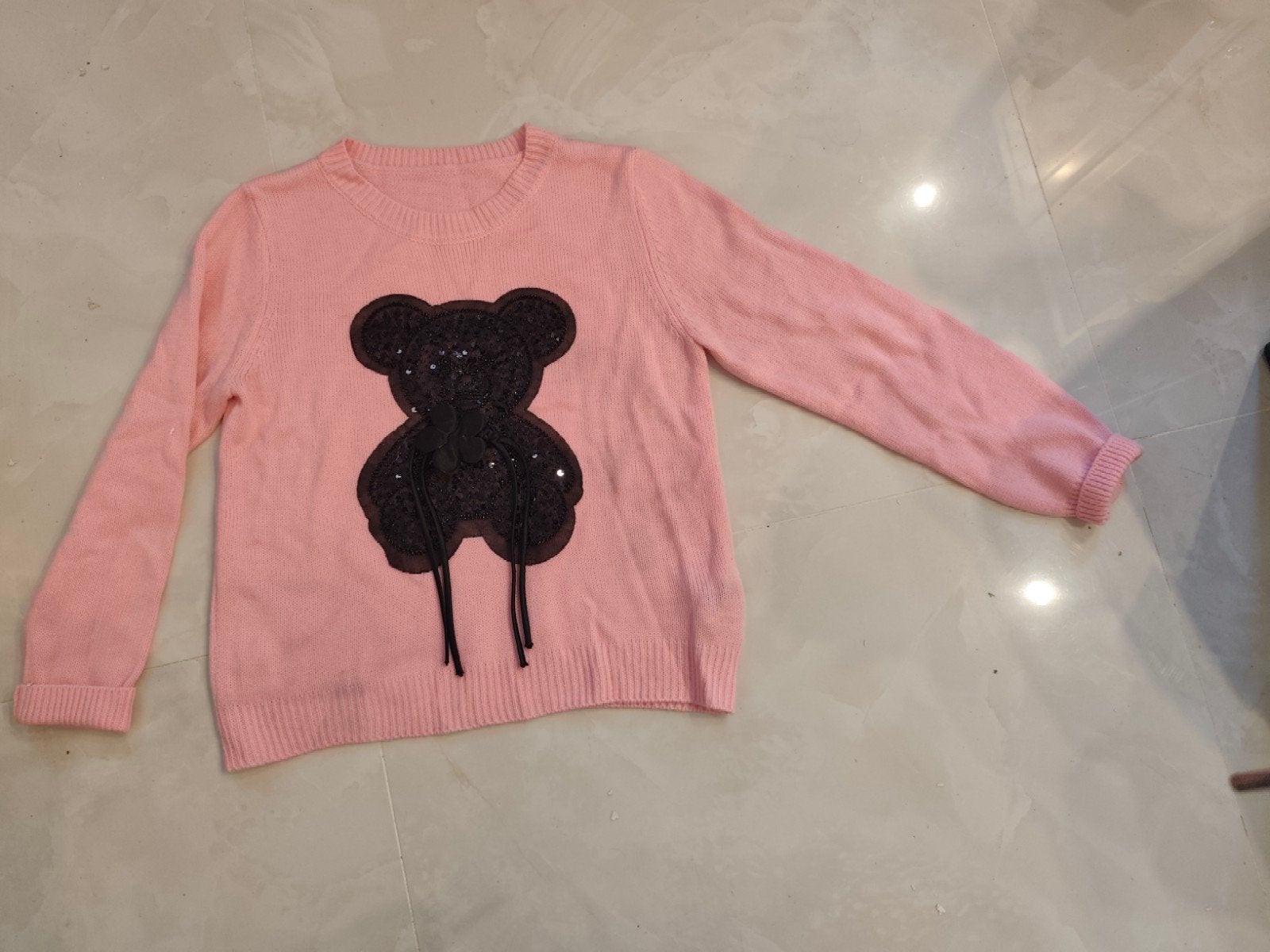 Joli pull girly avec ourson en perles, sequins et rubans.T.S, Enlèvement ou Envoi, Comme neuf, Fille, Pull ou Veste