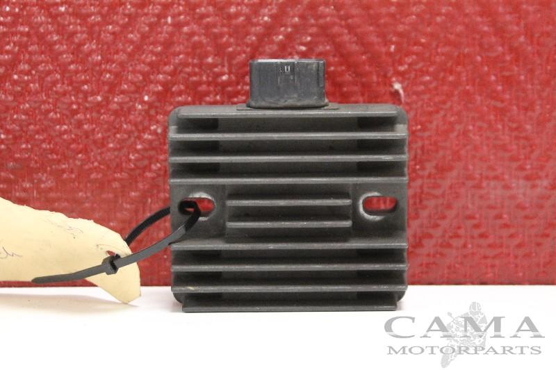 REGULATEUR DE TENSION Z 1000 2007-2009 (Z1000 ZR1000B-C), Dhr. S. di Majo, Utilisé, Info@cama-motorparts.nl, P.J. Troelstraweg 8 8
3144 CX  MAASSLUIS, NL
