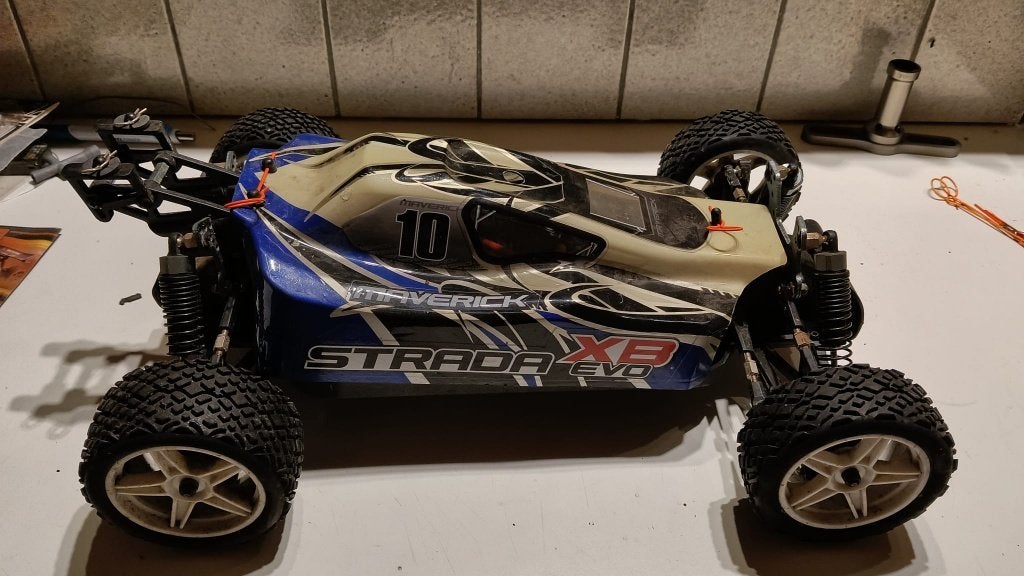 RC wagen schaal 1/10 Strada Maverick, Hobby en Vrije tijd, Elektro, Gebruikt, Auto offroad, Ophalen of Verzenden