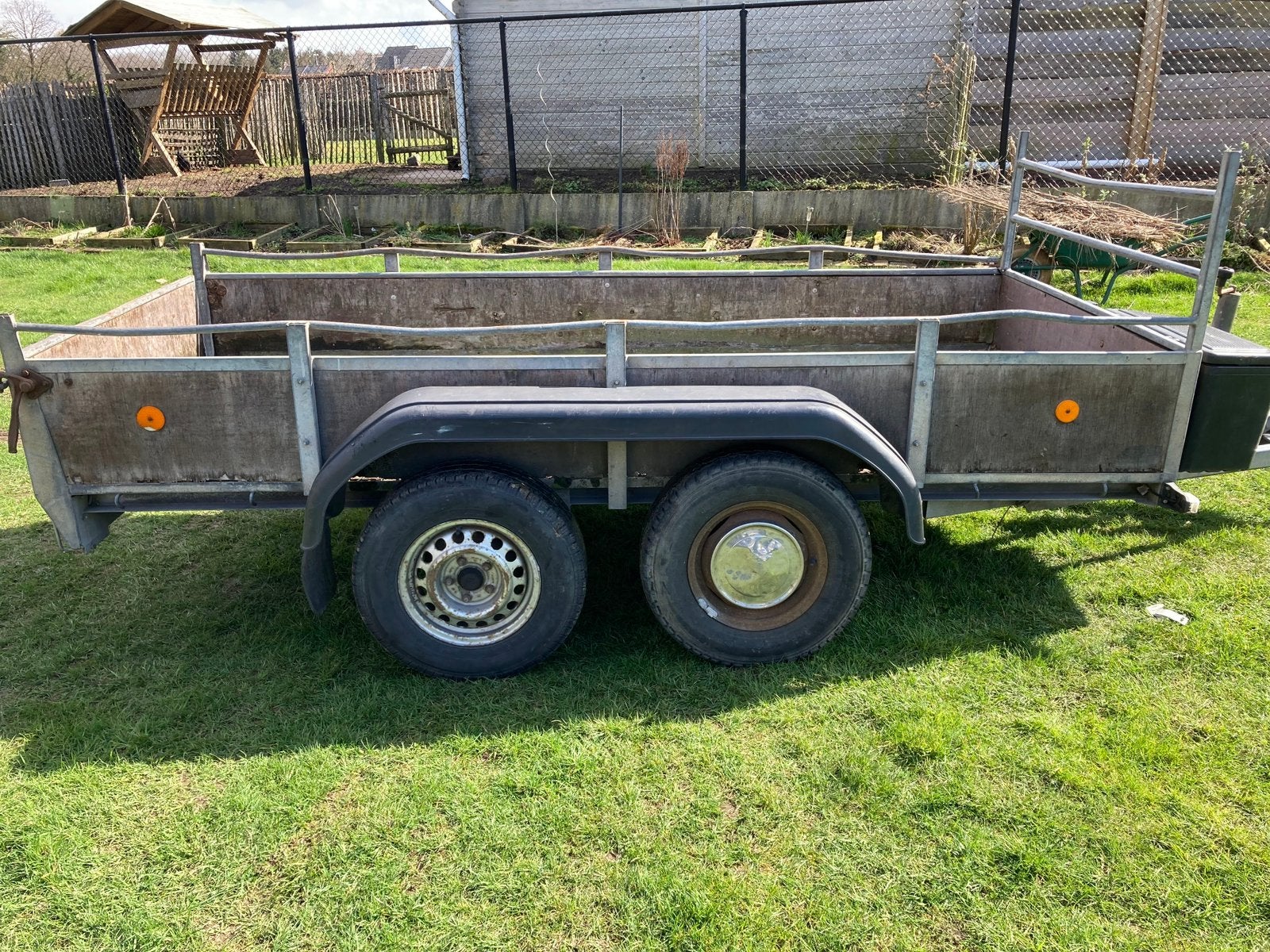 Hapert aanhangwagen, Ophalen, Gebruikt