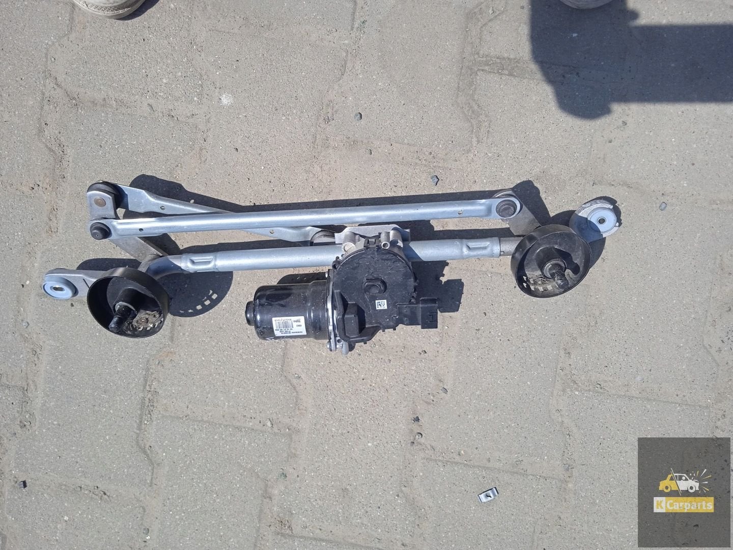 Moteur d'essuie-glace Nissan Juke II F16, Autos : Pièces & Accessoires, Pneus & Jantes, Pneu(s), Utilisé