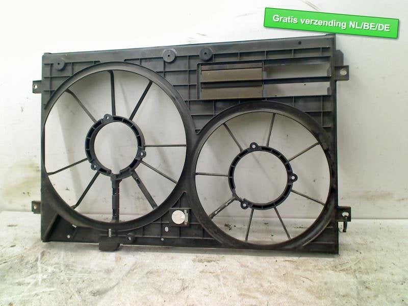 RADIATEUR VENTILATEUR COWL Golf V (1K1) (1K0121207AA), Volkswagen, Volkswagen AG, Utilisé, Kundenbetreuung@volkswagen.de