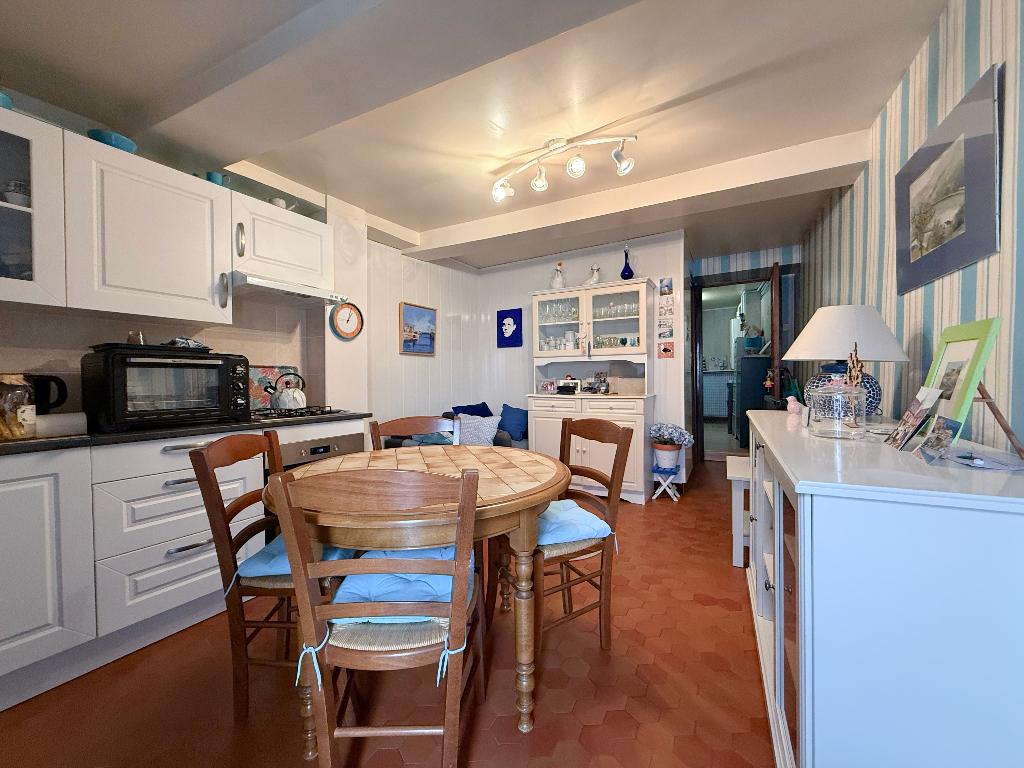 Charmant huis van 62m2, Frans dorp Monthermé, Immo, Monthermé, 2 kamers, Vrijstaande woning, Tot 200 m²