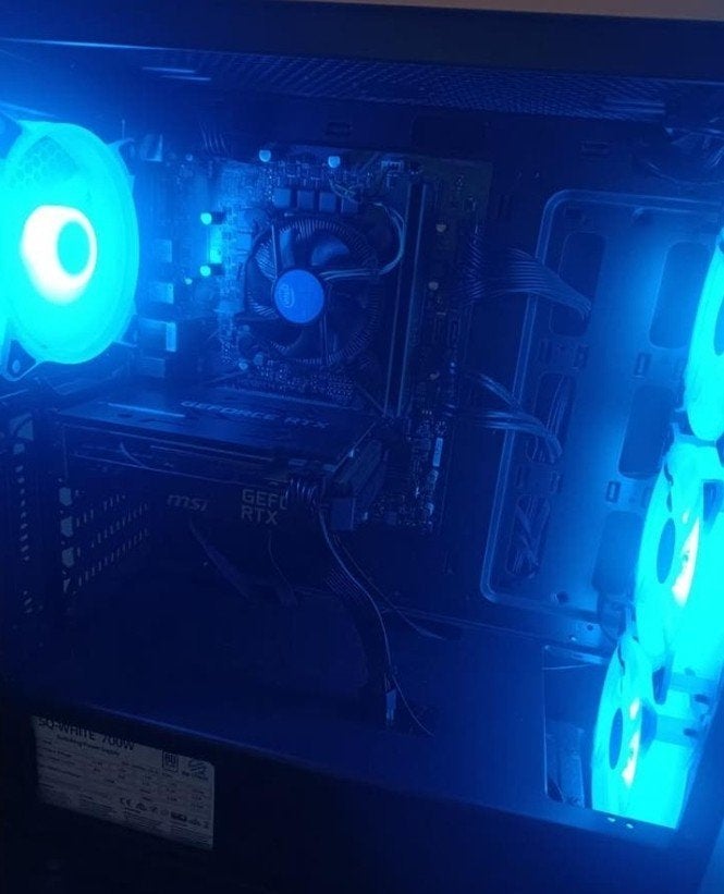 Pc gamer, Informatique & Logiciels, Ordinateurs de bureau, Enlèvement, HDD