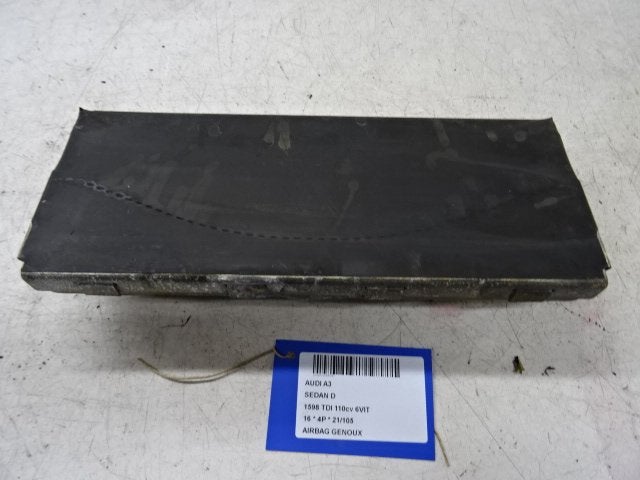 AIRBAG KNIE Audi A3 Limousine (8VS / 8VM) (8V1880841C), Auto-onderdelen, Gebruikt, Audi