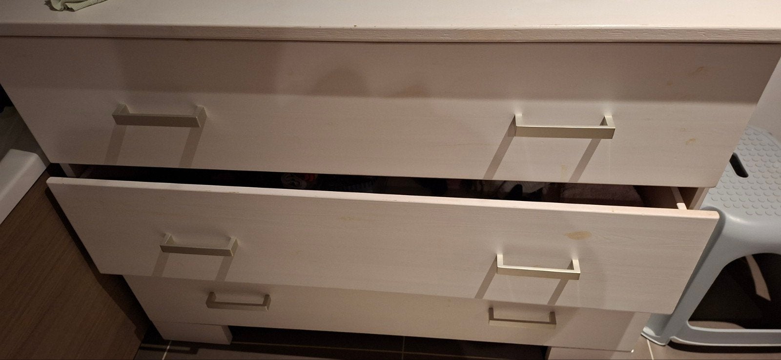 gratis dressoir, Enlèvement