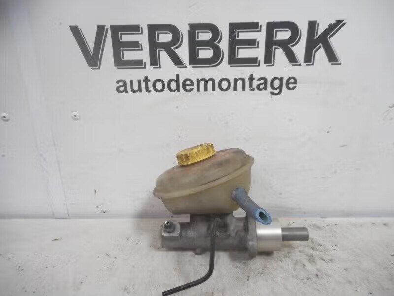 HOOFDREMCILINDER Audi A6 (C4) (01-1994/10-1997), Enlèvement ou Envoi, Auto-Union-Straße 1, 85057 Ingolstadt, DE, Info@audi.de