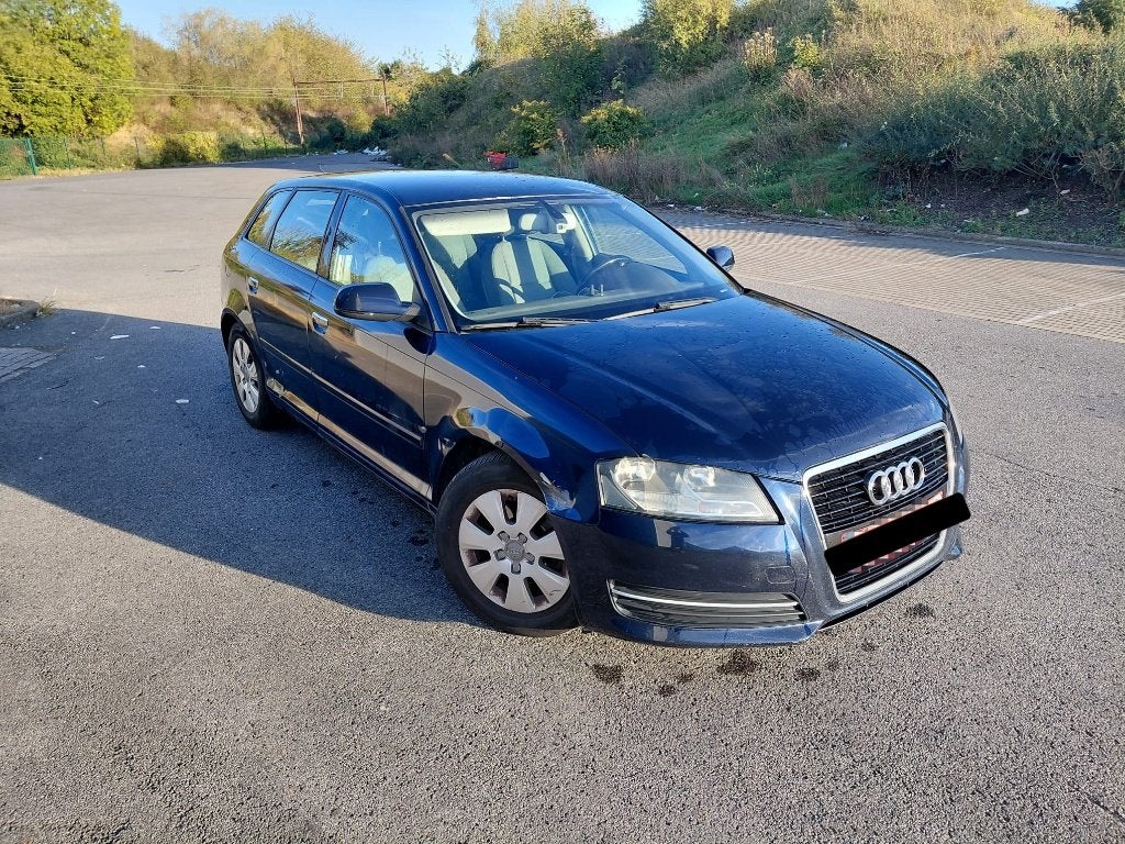 Audi A3 1.6 TDI — EURO 5 van 2010, Auto's, Voorwielaandrijving, Euro 5, Stof, Particulier