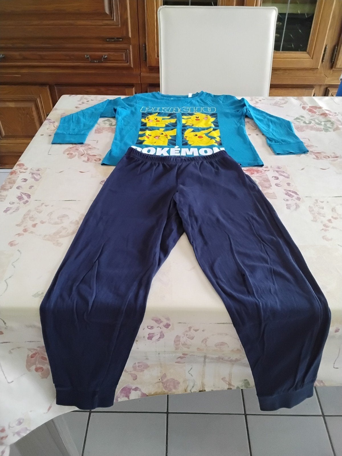 Mooi kledingpakket POKEMON Jongens (9j, 10j, 11j) (VOOR 11 I, Ophalen, Gebruikt, Maat 140