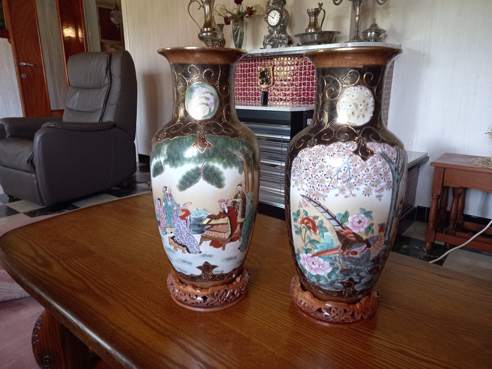 2 chineese vazen, Ophalen