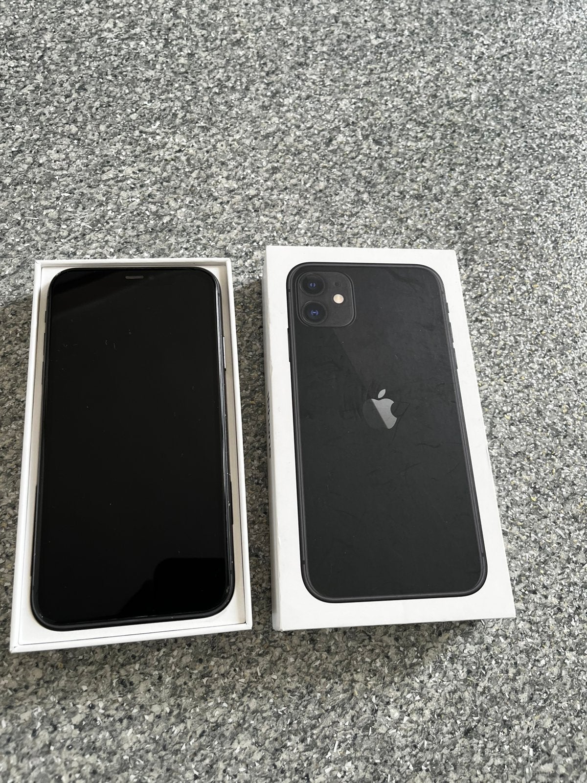 iPhone 11 (64 Go) – Noir (Modèle A2221 / MHDA3ZD/A), Télécoms, Enlèvement, Utilisé, Noir, IPhone 11