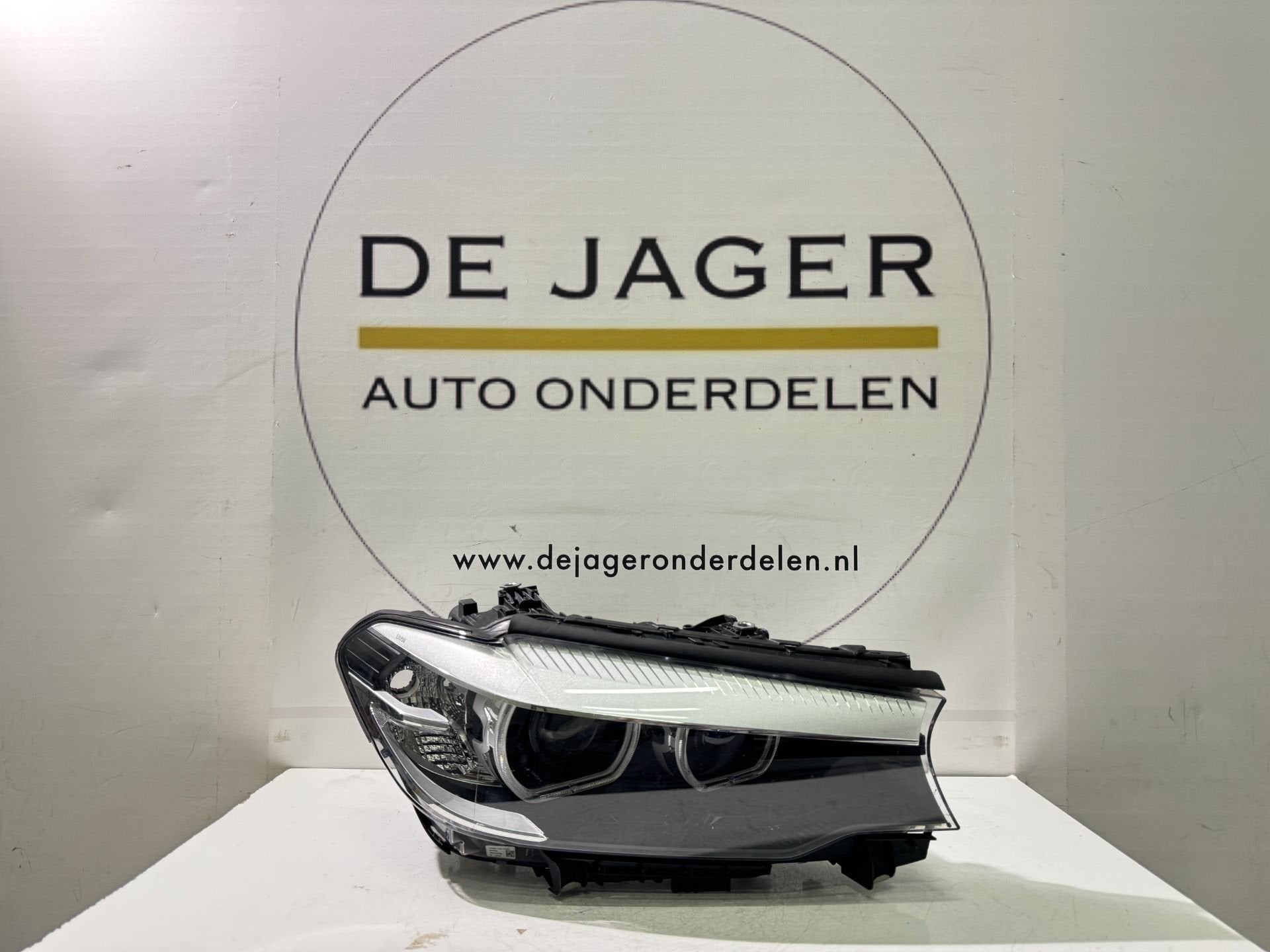 BMW G30 G31 5 SERIE LED KOPLAMP RECHTS 8499112, Petuelring 130
80788  Munich, DE, Gebruikt, Info@bmw.de, BMW