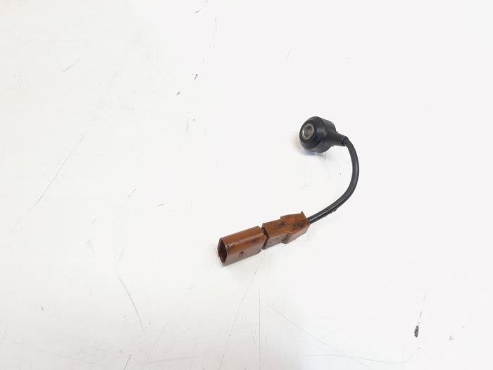 Capteur de cliquetis d'un Volkswagen Golf, Autos : Pièces & Accessoires, Moteurs & Accessoires, Utilisé, 3 mois de garantie, Enlèvement ou Envoi