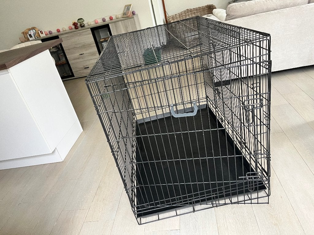 Honden benche large, Dieren en Toebehoren, Ophalen, 100 cm of meer, Hondenhok, Zo goed als nieuw