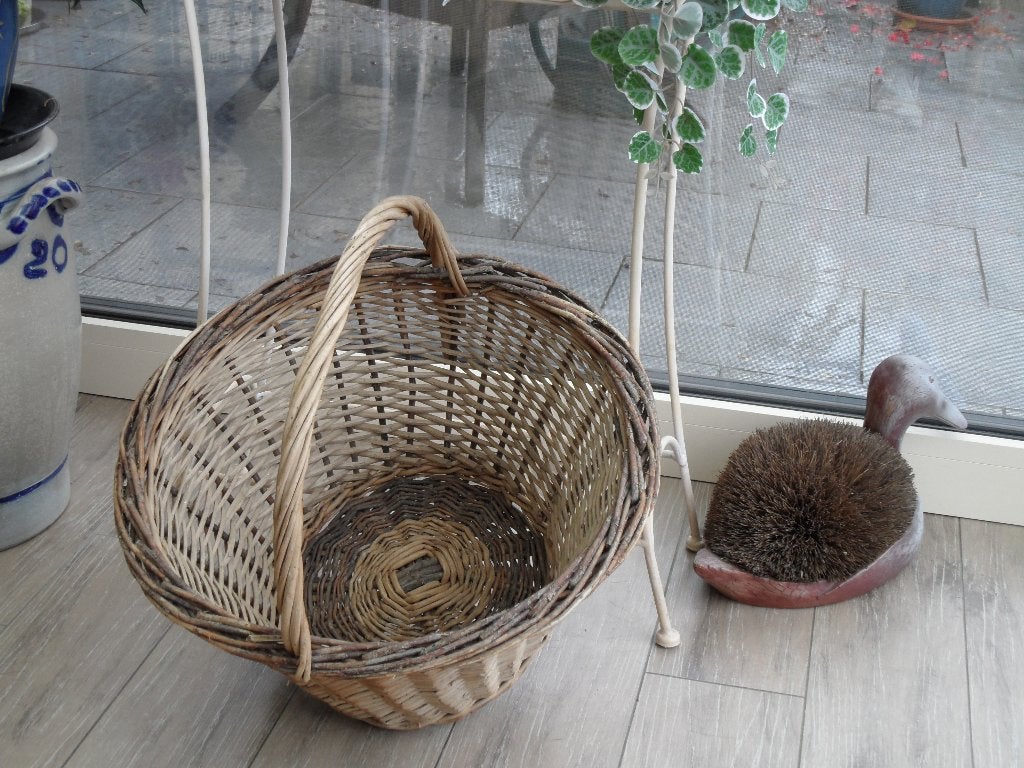 Te koop een prachtige rieten mand, Ophalen, Mand, Rond, Zo goed als nieuw