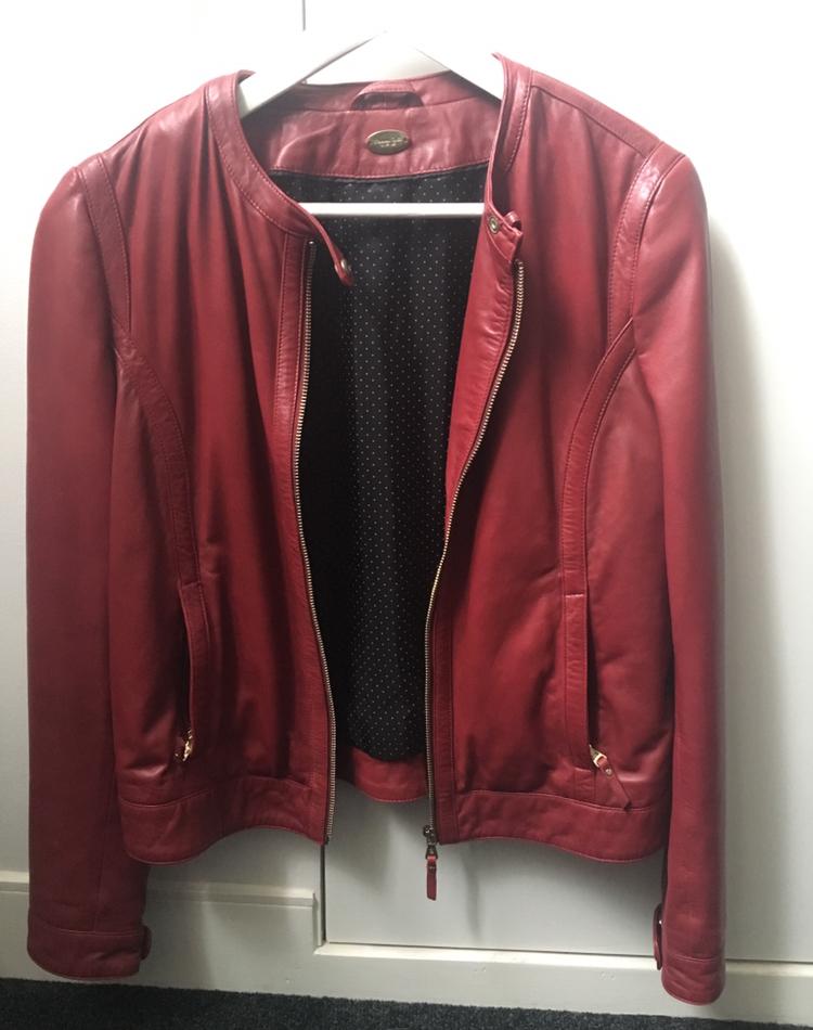 Leren jas Massimo dutti Bordeaux, Kleding | Dames, Ophalen, Zo goed als nieuw, Maat 38/40 (M)