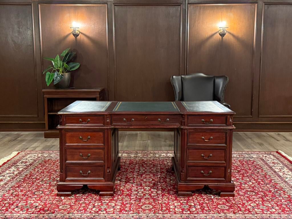 Klassiek Engels bureau #656, Huis en Inrichting, Hout, 93 cm, Bruin, Ophalen of Verzenden