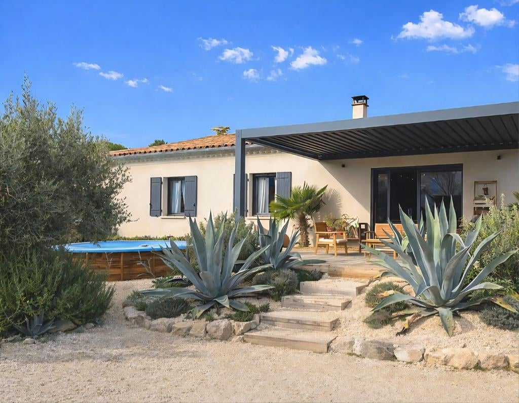 Maison 120m² 4 chambre dans petit village en Provence, Immo, Buitenverblijven te koop