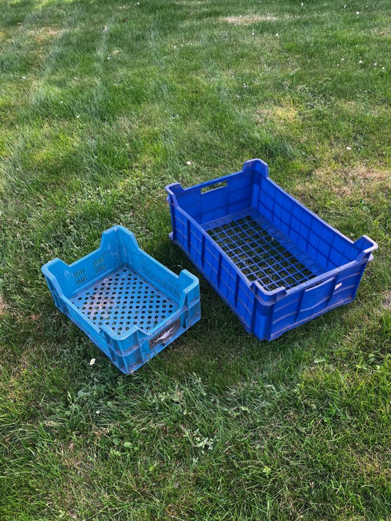 2 plastic bakken, Ophalen, Gebruikt