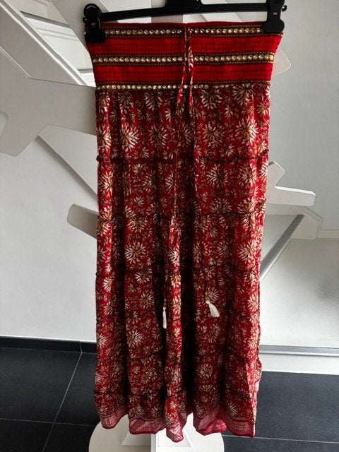 Jupe rouge espagnole Kalami Onesize new, Vêtements | Femmes, Jupes, Enlèvement ou Envoi, Neuf