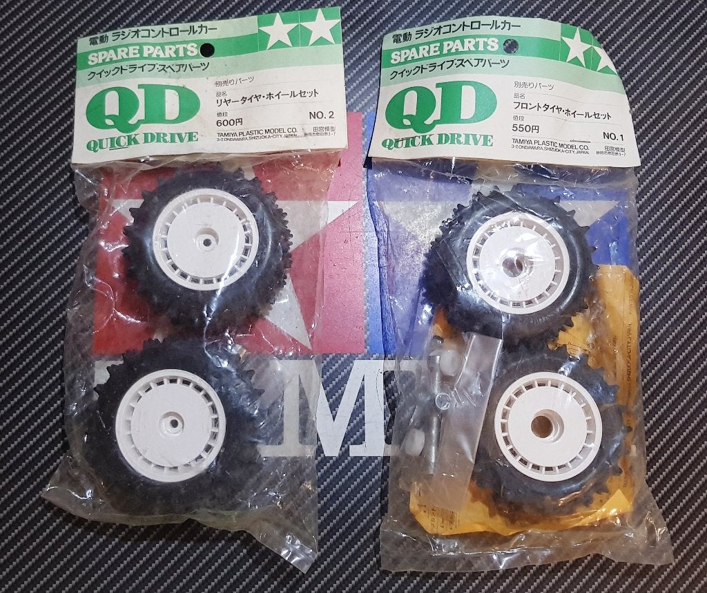 Vintage set van Tamiya QD 1/14 Voor-en Achter banden/velgen, Hobby en Vrije tijd, Elektro, Schaal 1:14, Nieuw, Ophalen of Verzenden