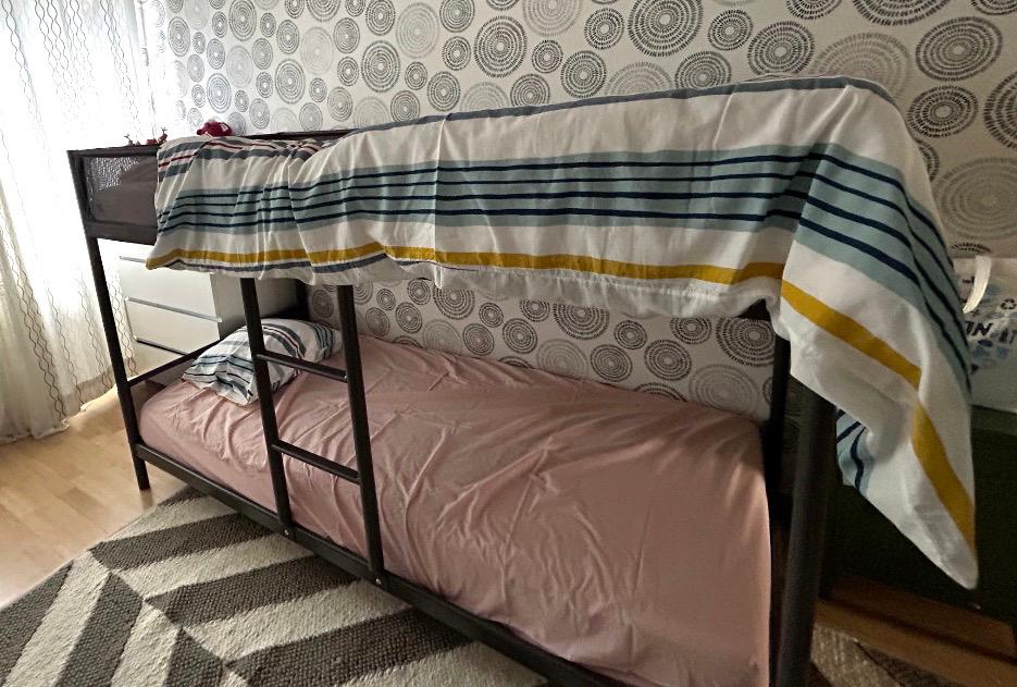Stapelbed ikea, Ophalen, 90 cm, Zo goed als nieuw, 200 cm