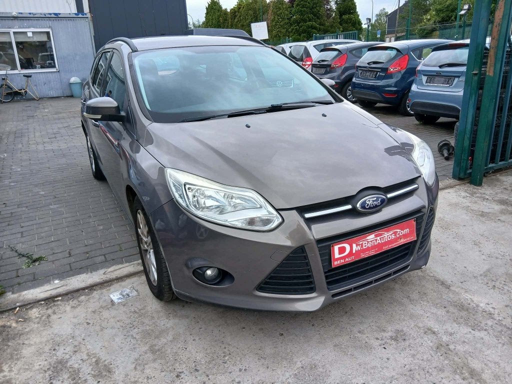 FORD FOCUS, Autos, Focus, Argent ou Gris, Achat, Entreprise