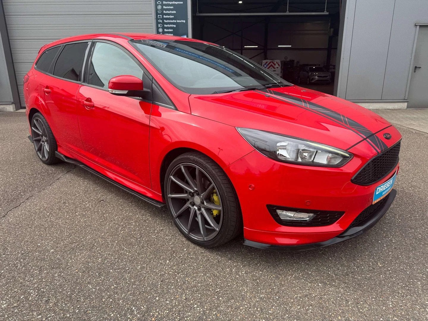 Ford Focus Focus 1.5 TDCi ST Line/Nieuwe riem/waterpomp/roet, Autos, Ford, Achat, Euro 6, Boîte manuelle, Noir