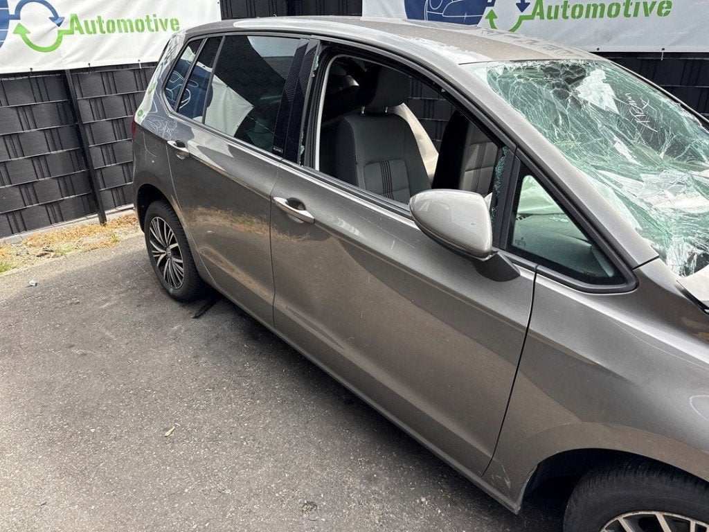 SPIEGEL RECHTS Golf Sportsvan (AUVS) (|517857508AM|), Gebruikt, Volkswagen, Volkswagen AG, Kundenbetreuung@volkswagen.de