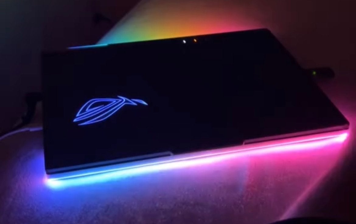 ASUS ROG STRIX SCAR 16, Ophalen, Met videokaart, 2 tot 3 Ghz, Zo goed als nieuw