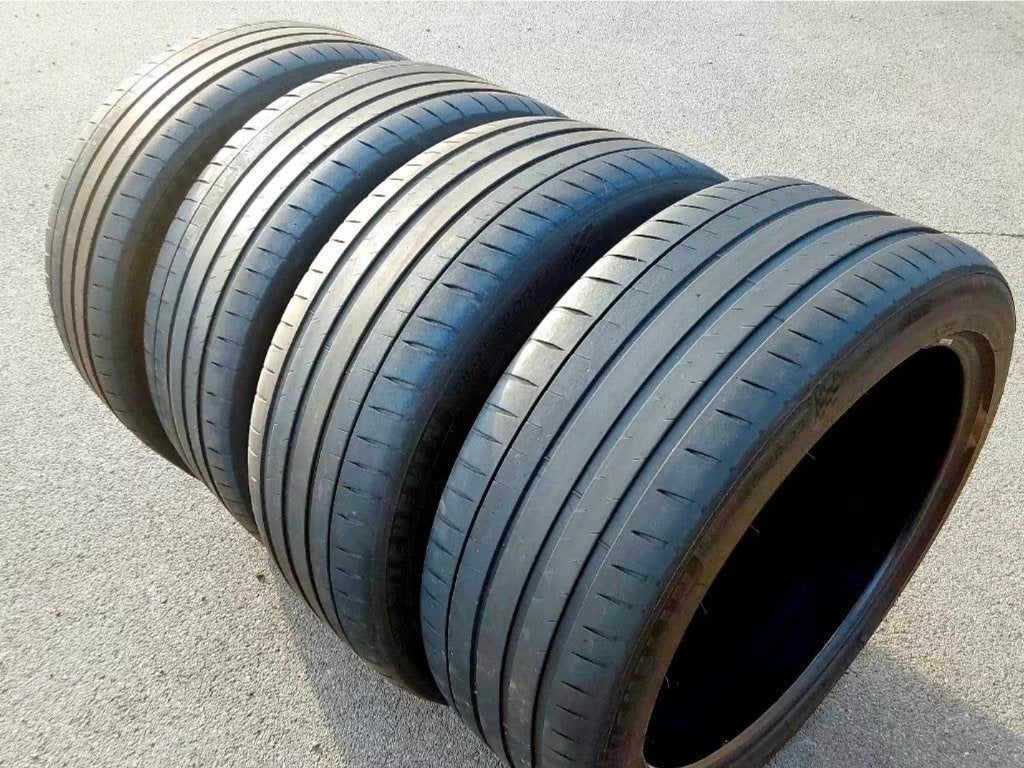 Pneus été Michelin Pilot Sport 285/40R23, Autos : Pièces & Accessoires, Pneus & Jantes, 285 mm, Pneus été, Autres dimensions, Pneu(s)