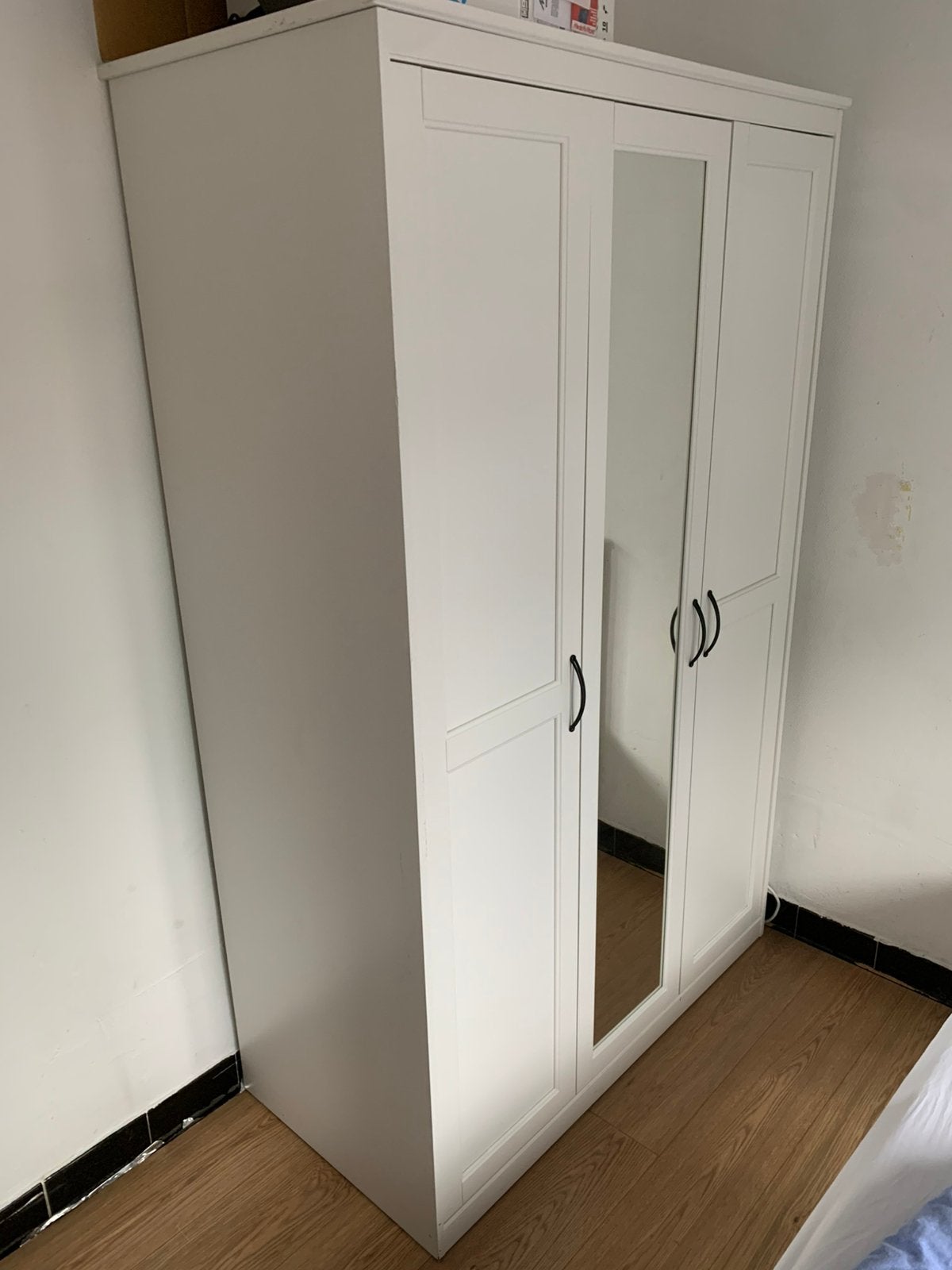 Kast Ikea Brimnes, Huis en Inrichting, Kasten | Kleerkasten, Ophalen, 100 tot 150 cm, Zo goed als nieuw, Met lade(s)