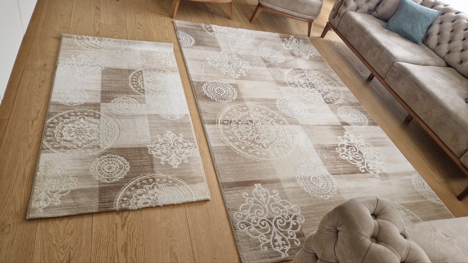 2 x tapijten zo goed als nieuw
-150x233 cm
-120x90 cm, Huis en Inrichting, Stoffering | Vloerbedekking, Ophalen, Bruin, Vintage