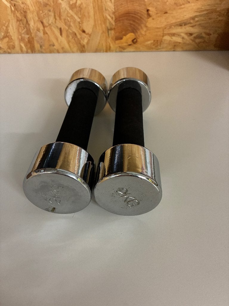 Haltères/Haltères 2x2 kg, Sports & Fitness, Enlèvement, Utilisé, Haltère