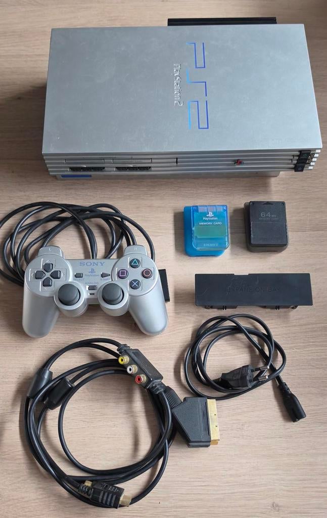 SONY PLAYSTATION 2 dik zilver + ripper + netwerk + hdd ps2, Games en Spelcomputers, Ophalen of Verzenden