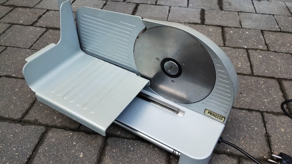 Trancheuse électrique, Enlèvement