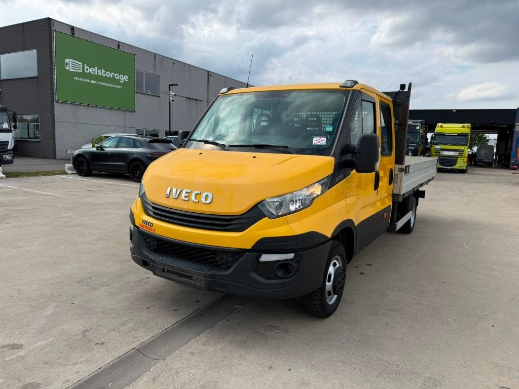 Iveco Daily 35C16 (Stock ID 12061), Auto's, Bestelwagens en Lichte vracht, 2287 cc, Iveco, 7 zetels, Geel
